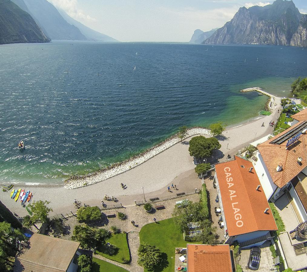 Casa Toblini Al Lago On The Beach Torbole Sul Garda Eksteriør billede