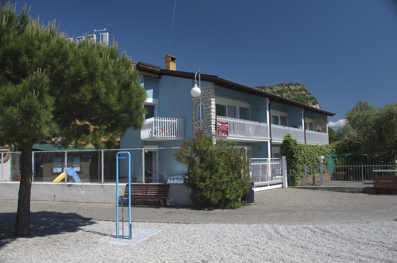 Casa Toblini Al Lago On The Beach Torbole Sul Garda Eksteriør billede